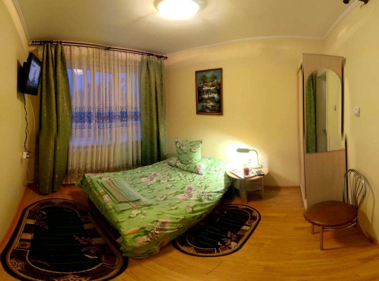 Navigator Bed & Breakfast Tsjernivtsi Eksteriør bilde